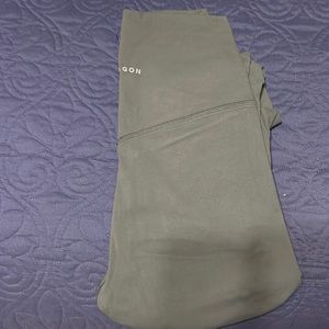 Paragon Cross-Waist Leggings